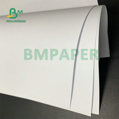 Hoogwit houtvrij papier 50 gsm 60 gsm voor het maken van een notitieboek 28 x 40 inch