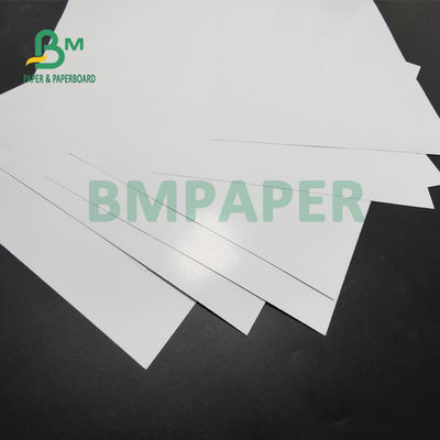 Polijst C2S de Witte Tekstzijde Document 120gsm 148gsm voor Tijdschriftpagina 635 X 965mm polijst