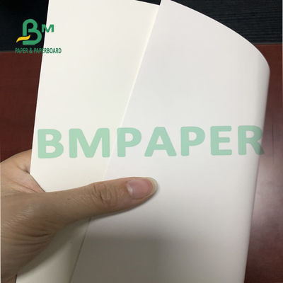Maagdelijk het Document van het Houtpulp Wit Karton Blad Vlot voor Uitnodigingskaart 610mm X 860mm