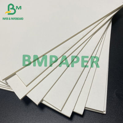 Tweezijdige Met een laag bedekte Witte de Raads Witte Kern Grey Core van 800gsm 1000gsm