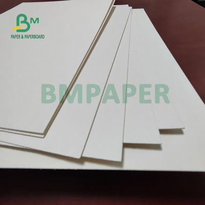 Niet bekleed Karton 0.7mm 0.9mm van ivoor Wit Beermat voor Bar Hoge Omvangrijke 70 X 100cm