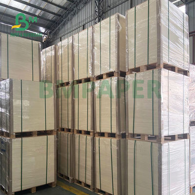 0.7mm Absorberend Niet bekleed Karton voor Drinkende Onderlegger voor glazen 79 X 109cm Ivoorwit