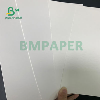 Van de voedselrang Wit het Voedsel Verpakkend Karton 27“ X 39“ 235gsm voor Diep Fried Packaging