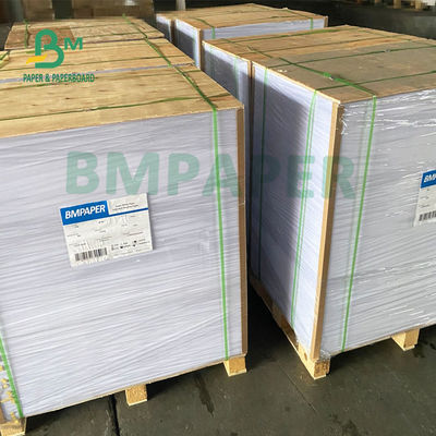 45gsm vlotte Krantenpapierdocument Weerstand Op hoge temperatuur voor Kledingstekening
