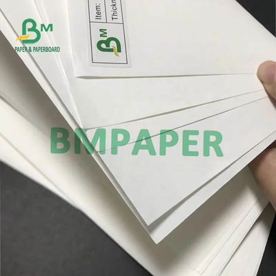 Het maagdelijke Gebleekte Witte Document van Zakkraftpapier 80g 95g 100g voor Verpakking 100cm X 125cm