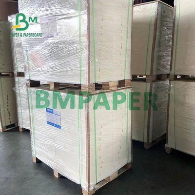 Het maagdelijke Gebleekte Witte Document van Zakkraftpapier 80g 95g 100g voor Verpakking 100cm X 125cm