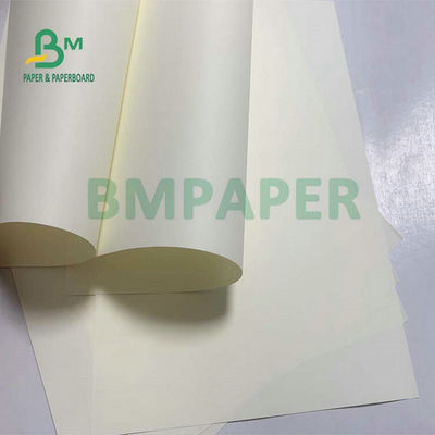 Wit het Document 55gsm 65gsm van Ivoor Niet bekleed Woodfree Blad voor het Maken van Notitieboekje