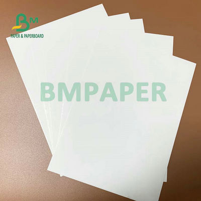de Vouwende Doosraad van 215gsm 220gsm C1S voor Sigarettenkarton in Wit/Wit