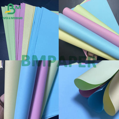 Gekleurd Niet bekleed Woodfree-Document Kleurendocument Blad Rood Groenachtig blauw Purper Gray Ivory Black 80g 150g 180g