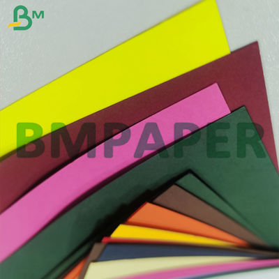 het Gekleurde Bristol Paper Board Wrapping Kraft Document van 110g 180g