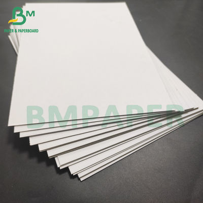 Dubbelzijdig wit karton 1 mm 750 gm Plaatformaat Verpakkingspapier