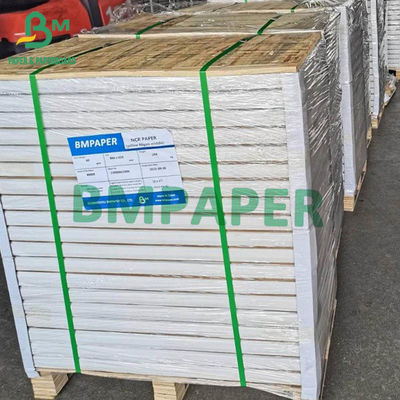 SGS Carbonless Kopieerpapier CB CFB CF Grootte 43 X 61cm A2 55-60 Gsm Wit Papier Zwart Afbeelding