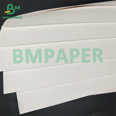 Hoge sterkte en vouwvermogen en milieubescherming Super trekkrachtige witte kraftpapier voor tassen