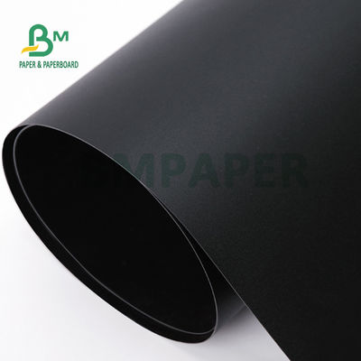 150 gm 200 gm Zwart kraftpapier voor cadeauverpakkingen 70 x 100 cm Goede stijfheid