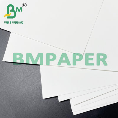 Duurzaam wit synthetisch papier van 250 mm tot 350 mm voor het afdrukken en etiketteren