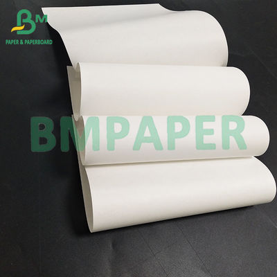 70GSM Witte kraftpapierrol voor omslag en breedte van 1100 cm