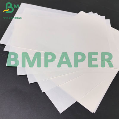 Witte gebleekte kraftpapier 70 gm Wijdte van de rol 1100 mm Handwerkpapier voor winkeltassen