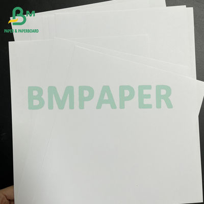 Goed inkt absorberend 70 gm wit ongelaagd houtvrij papier voor boeken