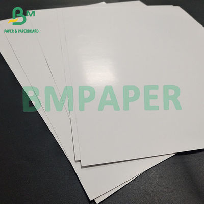Verpakkingsplaten Tweezijdig bedekt en glanzend bankpapier voor productbrochures