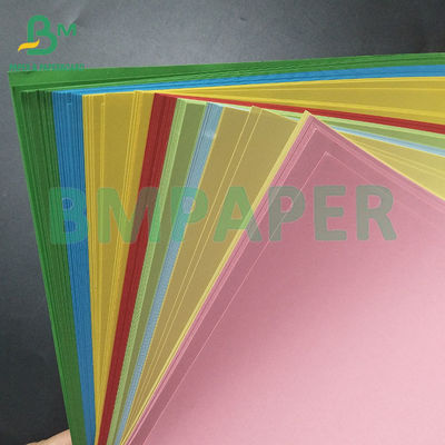 Hoge gladheid en ondeurzichtigheid van het kleurendrukpapier voor post - het merkt op