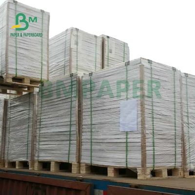 55 GRAMS CB CFB CF Carbonloze kopieerpapier voor ontvangst 664 x 867 mm Zwart beeld