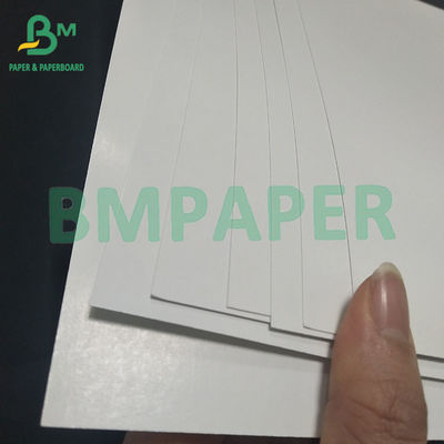 Anti-transparent papier met hoge stijfheid Zwarte kern en Blauwe kern C2S-gecoat papier