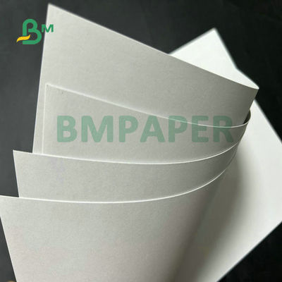 0.4mm 31 x 43 inch Dikte Hoge witte maagdelijke houtpulp Parfumtestpapier Voor parfumtest
