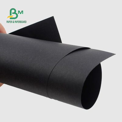 300 gm 350 gm Uniform Zwart Papier Voor Hang Tags 70 x 100 cm Hoge stijfheid