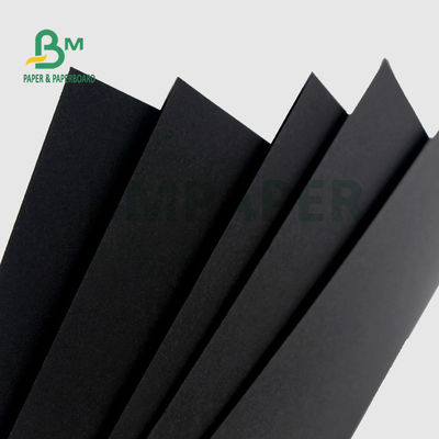 300 gm 350 gm Uniform Zwart Papier Voor Hang Tags 70 x 100 cm Hoge stijfheid