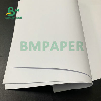 Hoogwit houtvrij papier 50 gsm 60 gsm voor het maken van een notitieboek 28 x 40 inch