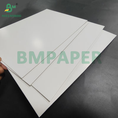 1 mm 1,5 mm wit bekleed triplex papierbord voor kledingdozen 24 x 36 inch