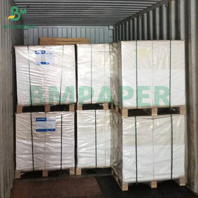 Eenzijdig glanzend 62 65 GSM Witte natte - sterkte papierrol voor etiketten maken