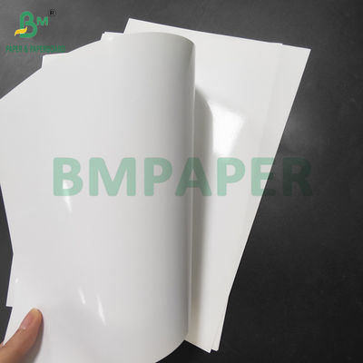Digitaal gecoate glosspapier van 128 gram voor menu 32 x 45 cm