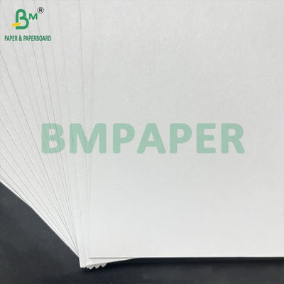 Glanzend oppervlak 1 mm 1,5 mm Dik witte achterkant Duplex board Grijs kern 102 x 72 cm
