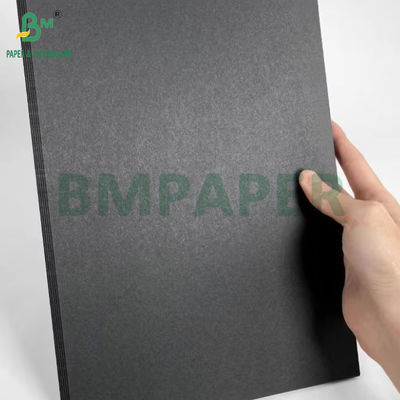 400GSM Zwart papier voor fotoalbum 700 x 1000 mm Goed hardheid maagdelijke pulp