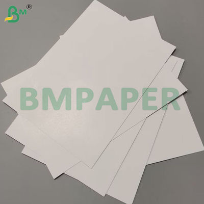 310 gm Blauw kernpapier Dubbelzijdig bekleed glanzend kartonnen vel