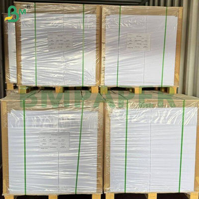 787 * 1092 mm ongecoat houtvrij papier maagdelijk houten papier Jumo-plaat
