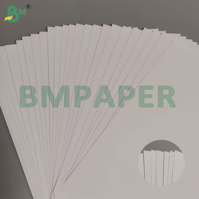 90 g ongecoat houtvrij offsetpapier met een hoge witte kleur 70 * 100 cm