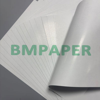 300 gram blauw kernpapier dubbelzijdig gecoat glanzend karton