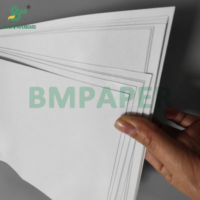 280 g 300 g C2S bedekt speelkaartenpapier Blauwe kern 71 x 65 cm Goede flexibiliteit