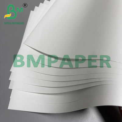 100 gram C1S Glanzend bedekt papier Goed inkt absorptie effect glad bord