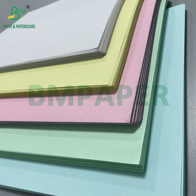 20LB 21LB 8,5 "x 11" leeg NCR-papier Zwarte afbeelding voor 2-5 delen carbonloze facturen
