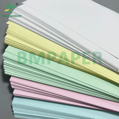 20LB 21LB 8,5 "x 11" leeg NCR-papier Zwarte afbeelding voor 2-5 delen carbonloze facturen