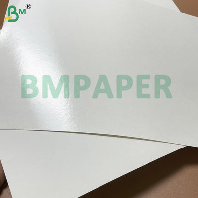 210 g + 15 g enkel PE bedekt koppenpapier met 100% maagdelijke houtpulp