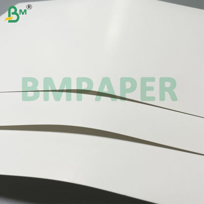 210 g + 15 g enkel PE bedekt koppenpapier met 100% maagdelijke houtpulp