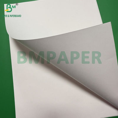120 gm in contact met voedsel Goedgekeurde gebleekte witte kraftpapierrol maatwijdte