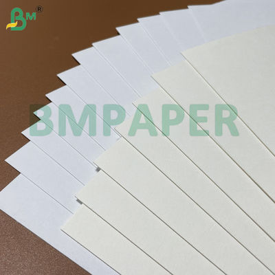 1.5mm 2mm Natuurlijk en hoogwit Plat oppervlak Absorptieve papier voor luchtverfrisser papier