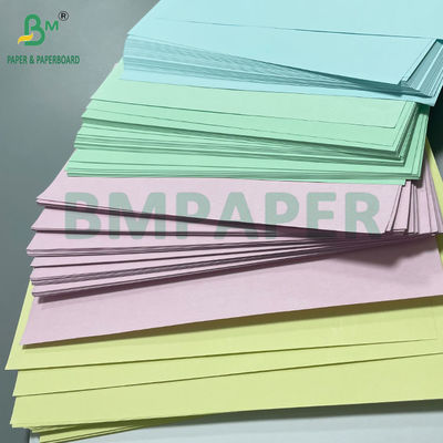 56g - 78g Digitale autocopie NCR Paper Letter Grootte 8/2 x 11inches Afbeelding Zwart