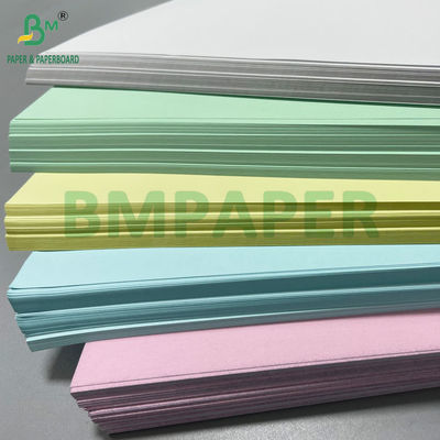 52 g 55 g Zwart inkt NCR kopieerpapier 430 mm X 610 mm voor offsetdrukken