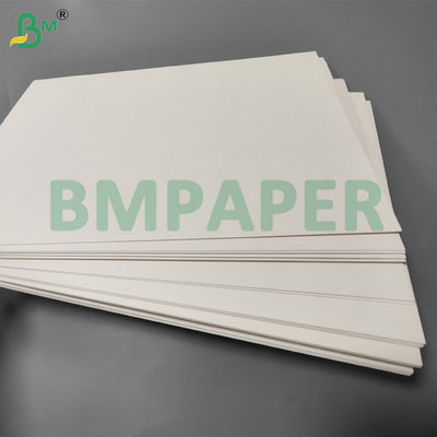 260 g/m² 300 g/m² Wit Voedselbox Papier Voor Afhaalverpakking Vetvrij 70 x 100 cm